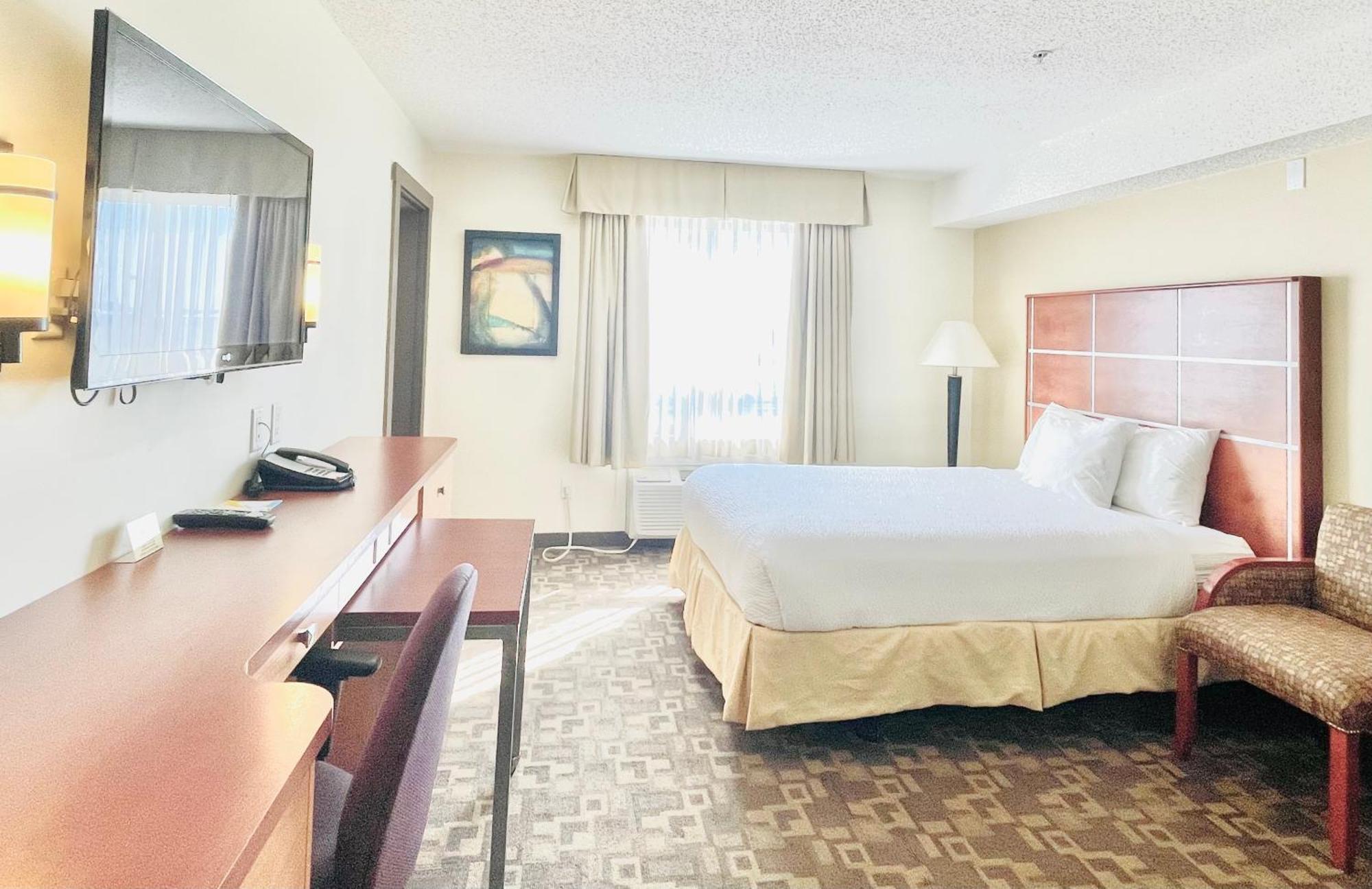Days Inn By Wyndham Grande Prairie Exterior foto